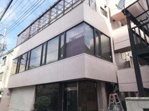 足立区　外壁塗装工事　大きなひび割れからの雨漏りも解決